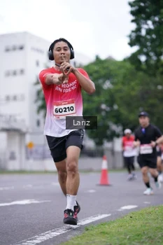 Runner Photo 1822181