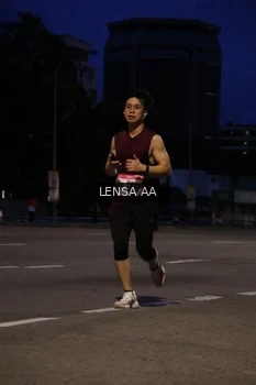 Runner Photo 1822918