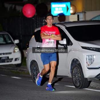 Runner Photo 1822953