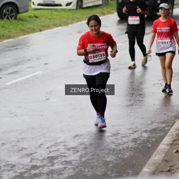 Runner Photo 1823000
