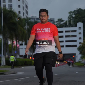 Runner Photo 1823361