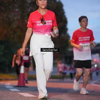 Runner Photo 1823404