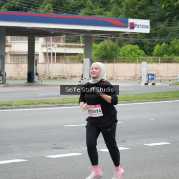 Runner Photo 1823516