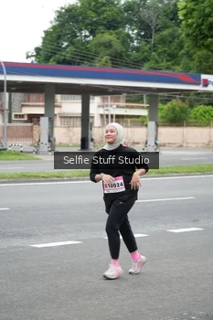 Runner Photo 1823573
