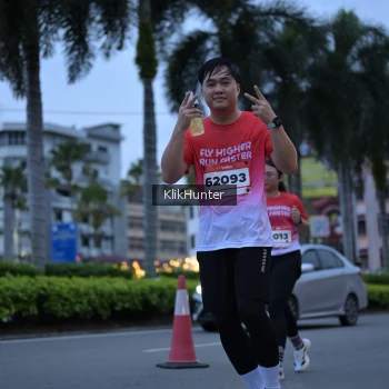 Runner Photo 1823664