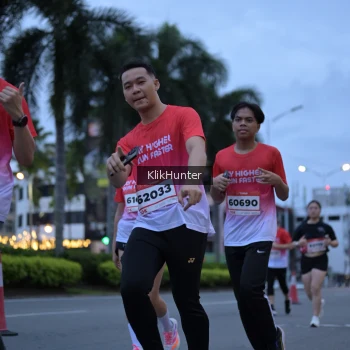 Runner Photo 1823665