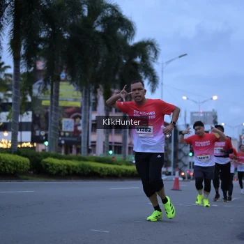 Runner Photo 1823676
