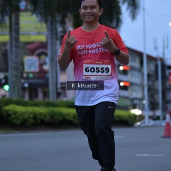 Runner Photo 1823680