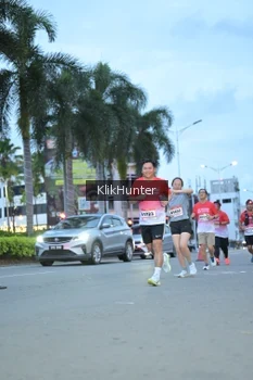Runner Photo 1823707