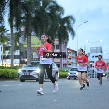 Runner Photo 1823711