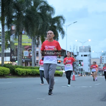 Runner Photo 1823725