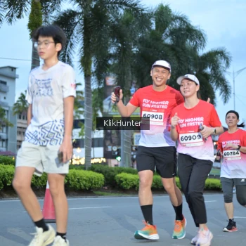 Runner Photo 1823733