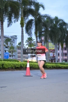 Runner Photo 1823746