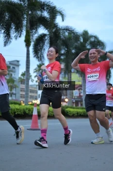 Runner Photo 1823780