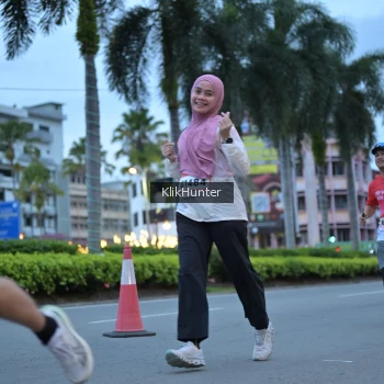 Runner Photo 1823786