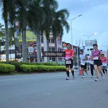 Runner Photo 1823794
