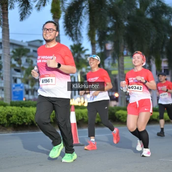 Runner Photo 1823834