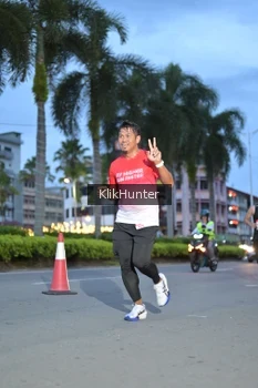 Runner Photo 1823863