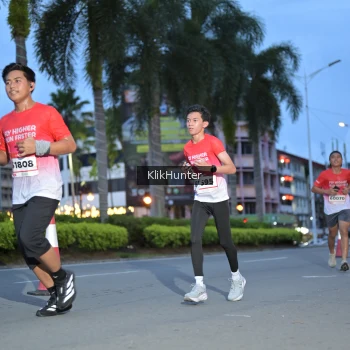 Runner Photo 1823887
