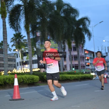 Runner Photo 1823901