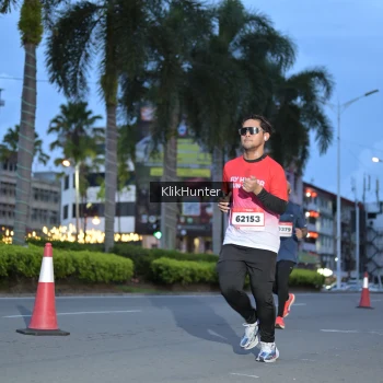 Runner Photo 1823915