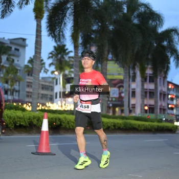Runner Photo 1823934