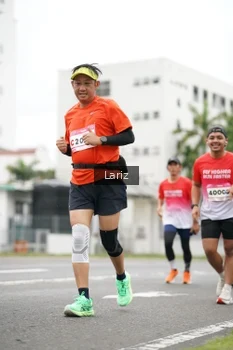 Runner Photo 1824067