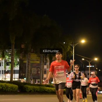 Runner Photo 1824177