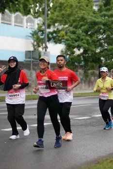 Runner Photo 1824187