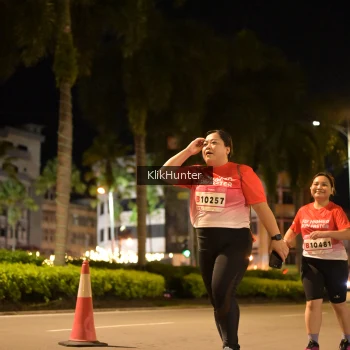 Runner Photo 1824198