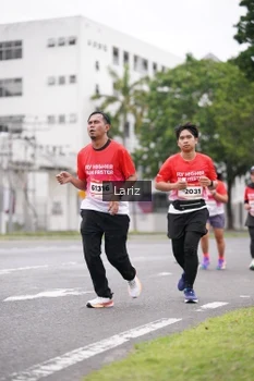 Runner Photo 1824199
