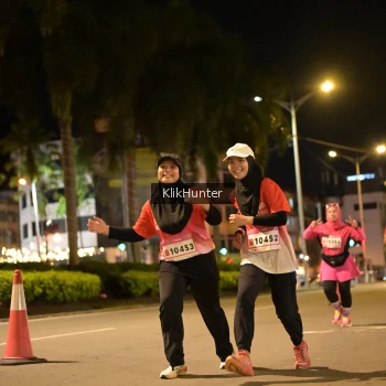 Runner Photo 1824216