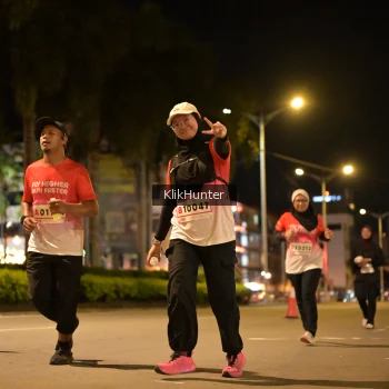 Runner Photo 1824298