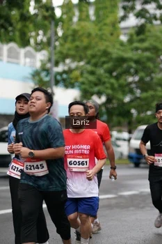 Runner Photo 1824327