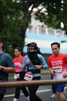 Runner Photo 1824331