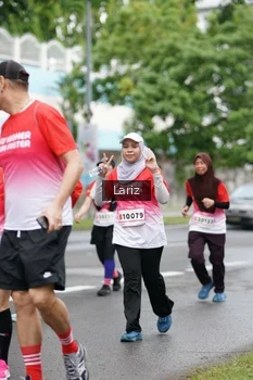 Runner Photo 1824373