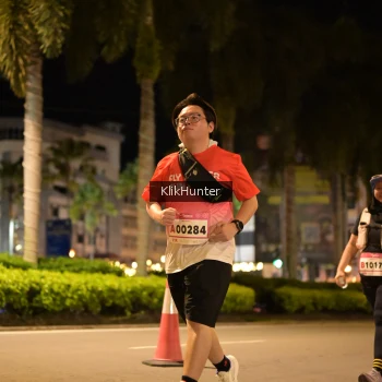 Runner Photo 1824384