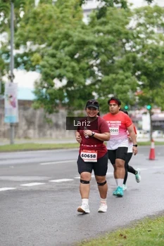 Runner Photo 1824401