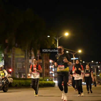 Runner Photo 1824412