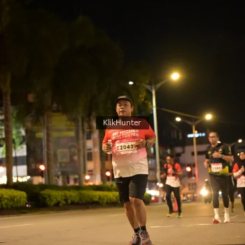 Runner Photo 1824415