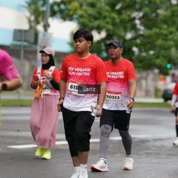 Runner Photo 1824417