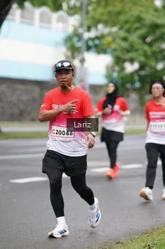 Runner Photo 1824422