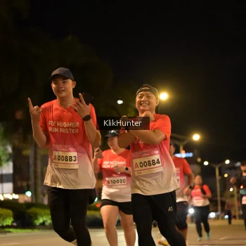 Runner Photo 1824432