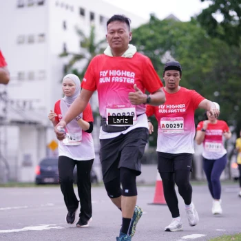 Runner Photo 1824437