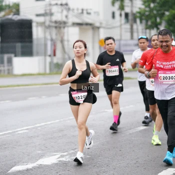 Runner Photo 1824447