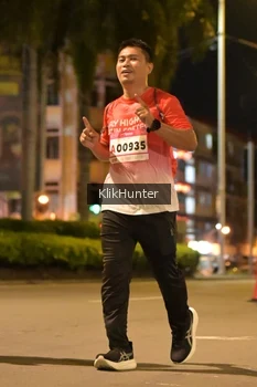 Runner Photo 1824634
