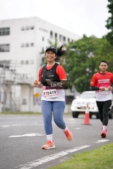Runner Photo 1824651