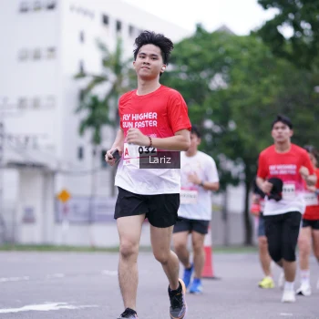 Runner Photo 1824664