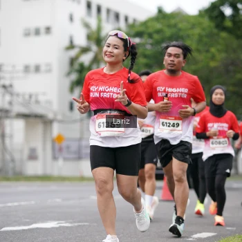 Runner Photo 1824674