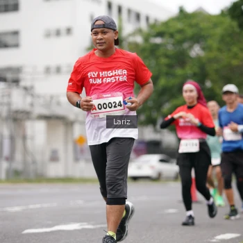 Runner Photo 1824697